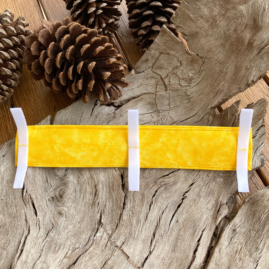 "NERVOUS DOG Lead/Collar Strap" - Textured Yellow