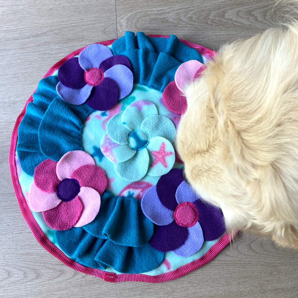 Fleece Snuffle Garden Mat - Dog Enrichment Puzzle