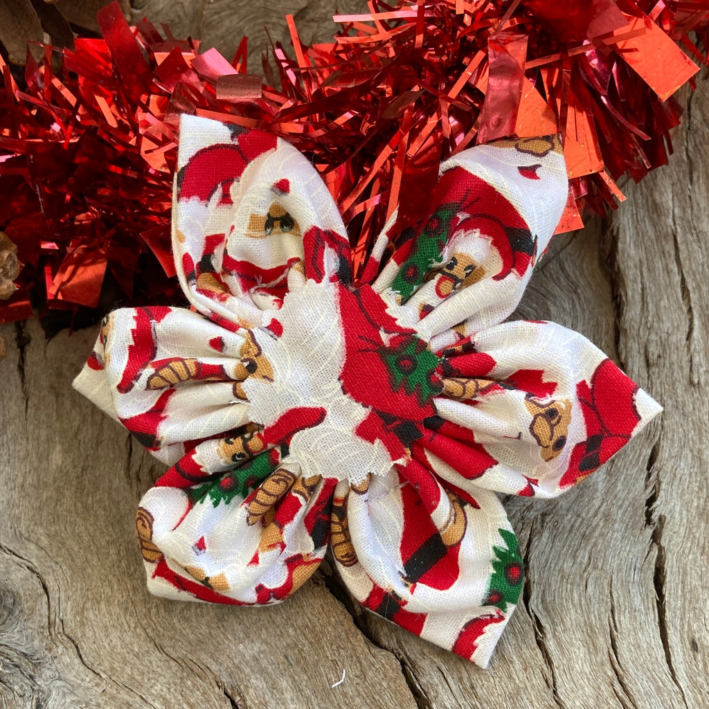 Jolly Santas Collar Flower