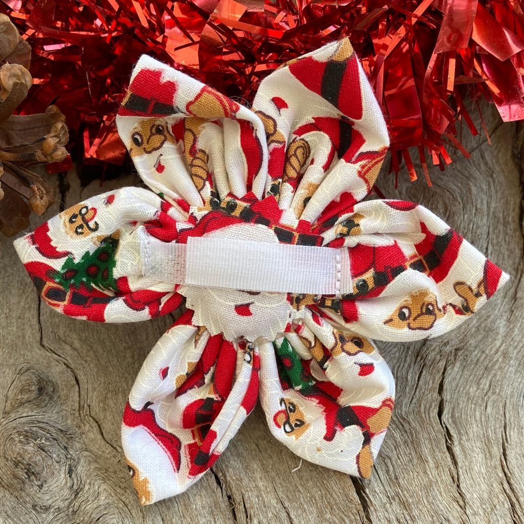 Jolly Santas Collar Flower