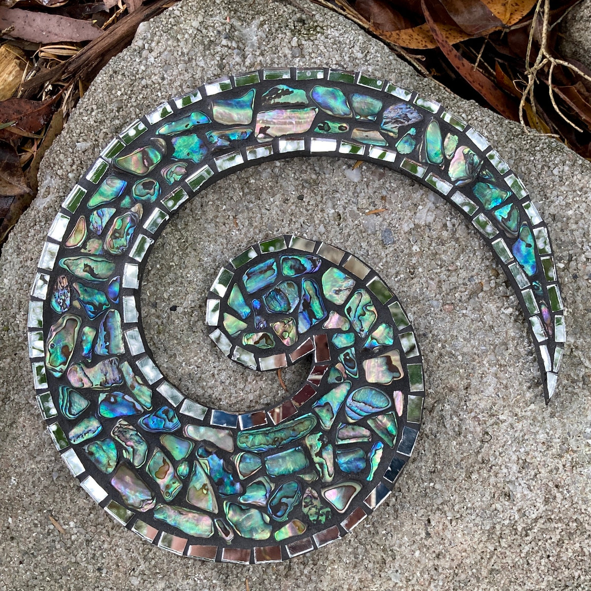 Moari Shell Picture Paua Shell Mosaic Maori Symbols - Choice of 3 designs – Pebbles & Paws