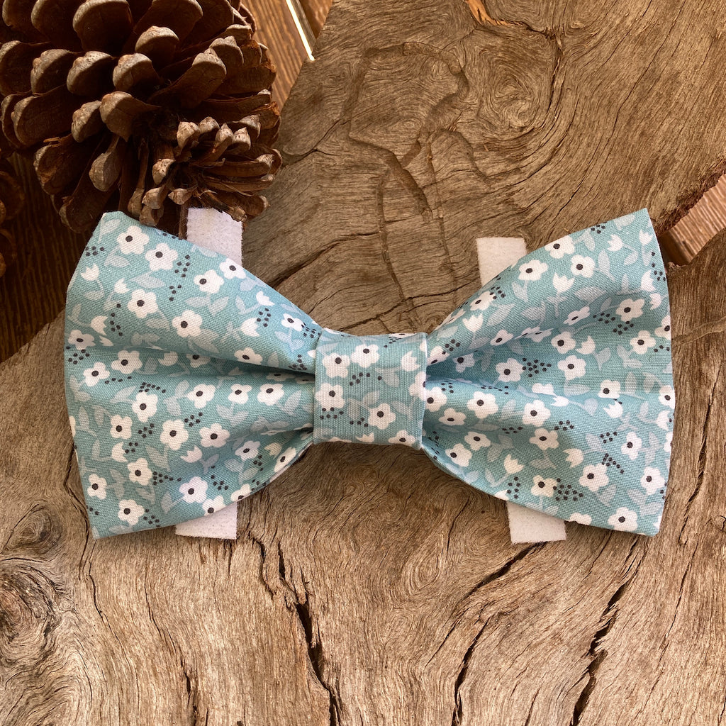 Handmade Dog Bow Tie, "Bluey Green Ditsy Floral"