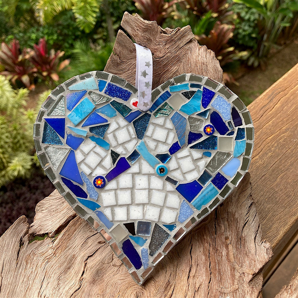 Hanging Paw Print Mosaic Heart - Choice of Colours