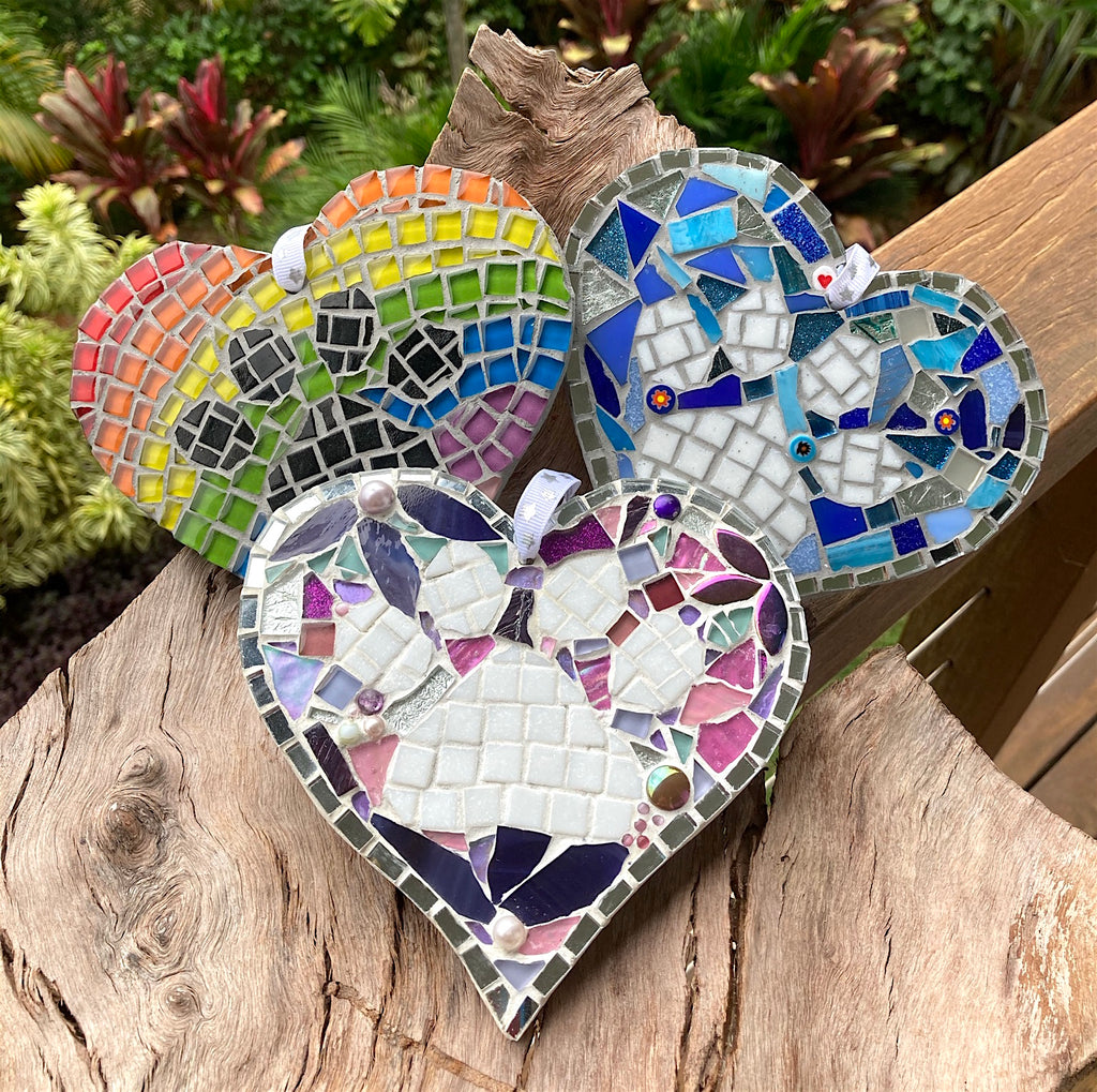 Hanging Paw Print Mosaic Heart - Choice of Colours