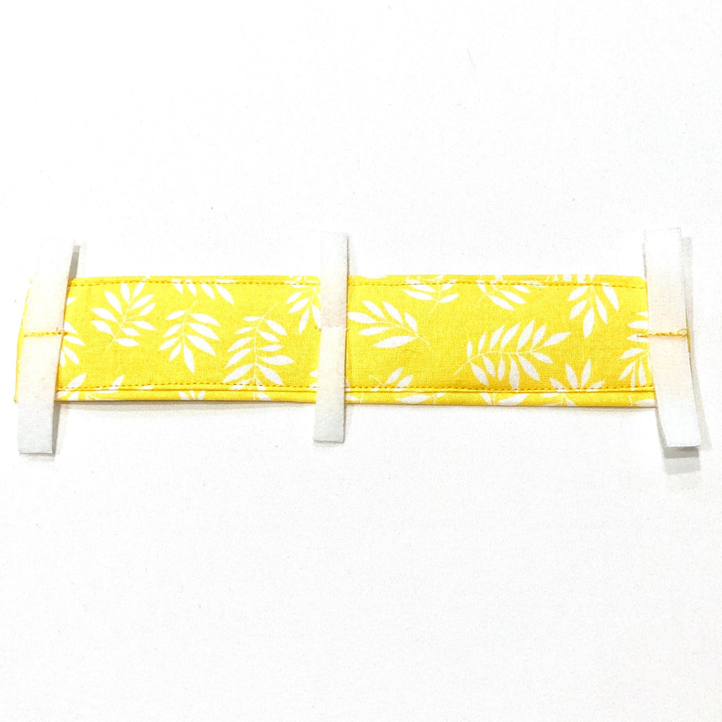 "NERVOUS DOG Lead/Collar Strap" - Yellow/White Leaf