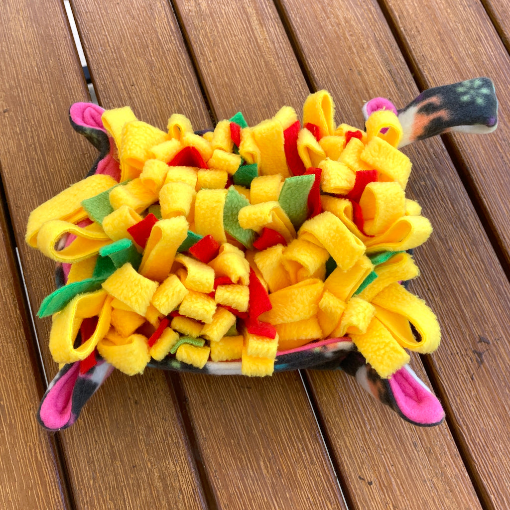 Portable Fleece Snuffle Pasta - Dog Enrichment Puzzle