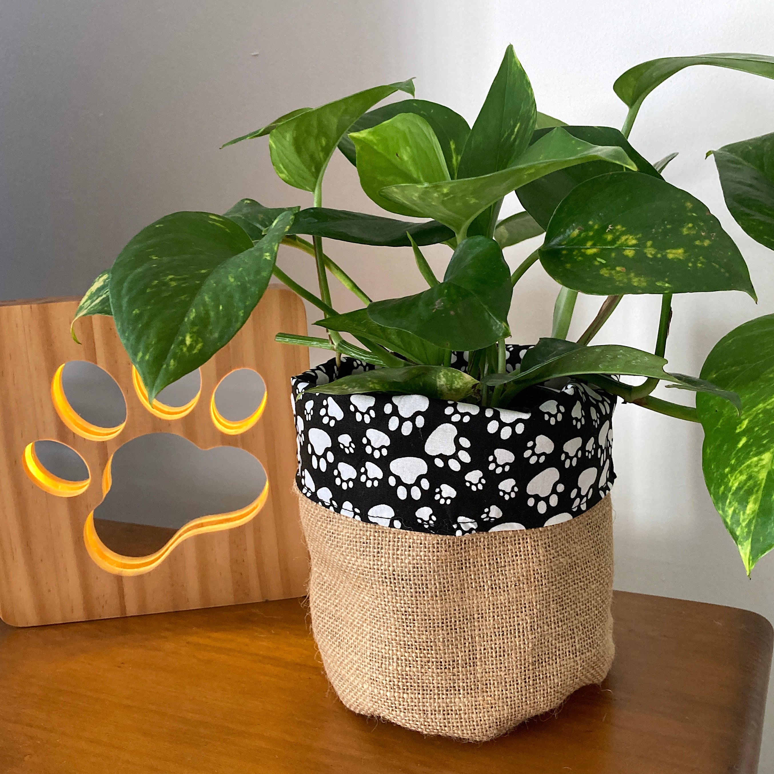 hessian plant pots Natural Hessian Lined Plant Pot Holder Bag