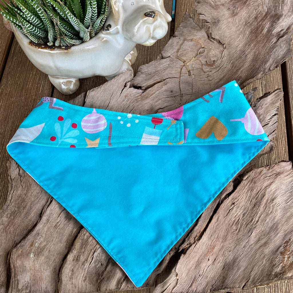 Xmas Dog Bandana, Aqua "Xmas Wallaby"